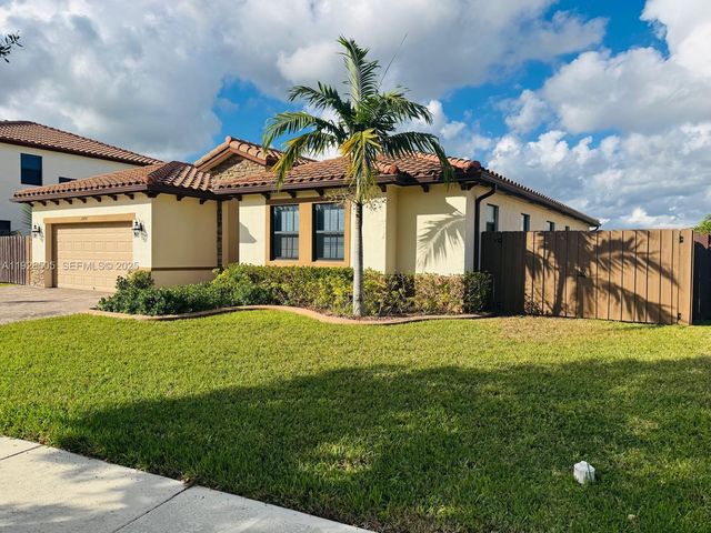 2491 SE 2nd St, Homestead, FL 33033