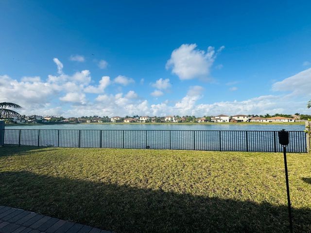 2491 SE 2nd St, Homestead, FL 33033