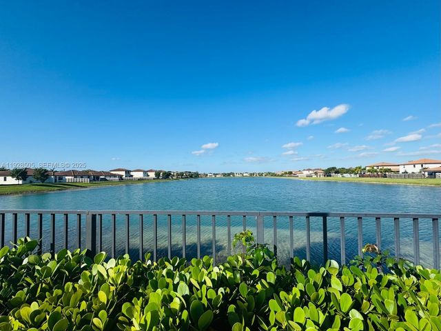 2491 SE 2nd St, Homestead, FL 33033