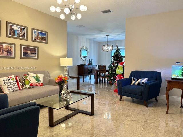 2491 SE 2nd St, Homestead, FL 33033