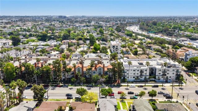 7122 La Tijera Boulevard H101, Los Angeles, CA 90045