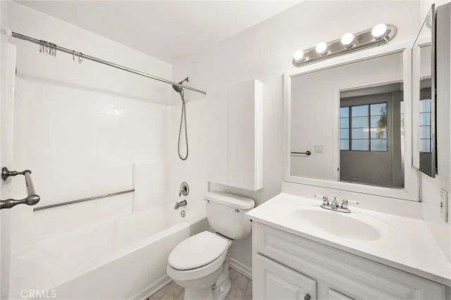 7122 La Tijera Boulevard H101, Los Angeles, CA 90045