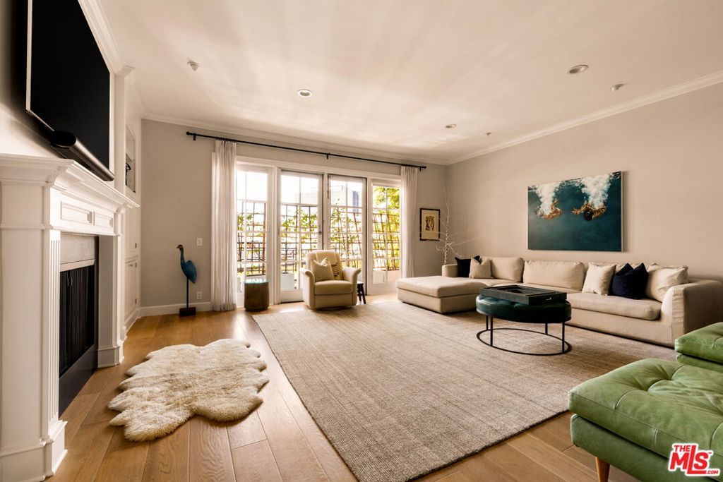11500 San Vicente Boulevard 414, Los Angeles, CA 90049 — photo 2