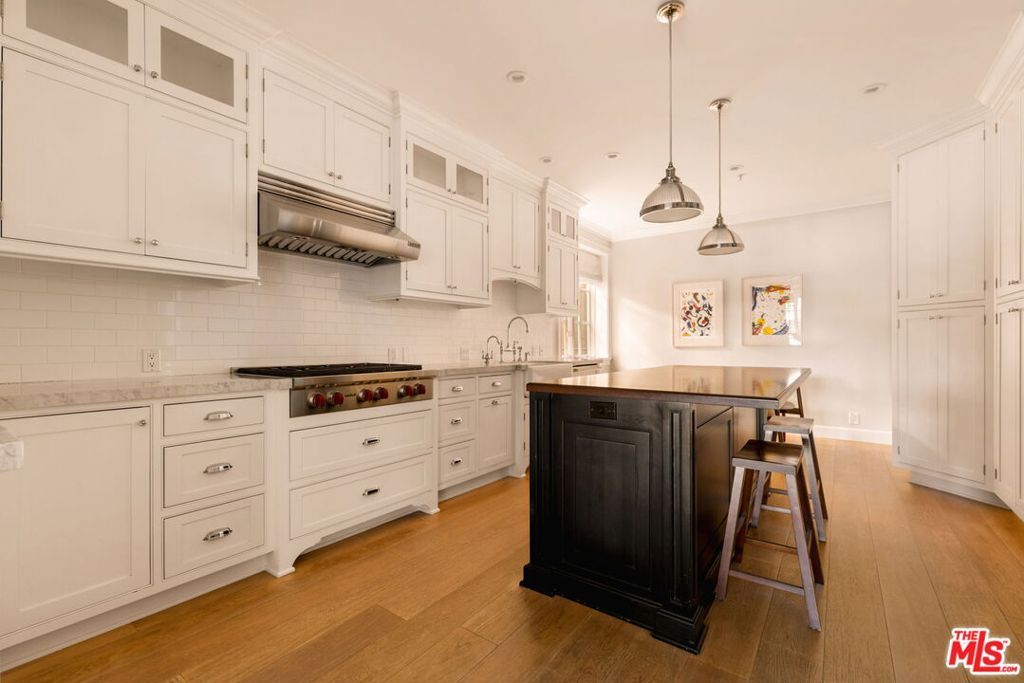 11500 San Vicente Boulevard 414, Los Angeles, CA 90049 — photo 5