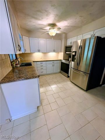 4439 Aspen Drive, Austintown, OH 44515