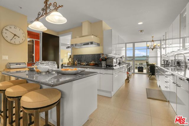10380 Wilshire Boulevard 1501, Los Angeles, CA 90024