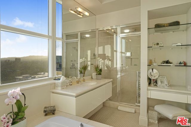 10380 Wilshire Boulevard 1501, Los Angeles, CA 90024
