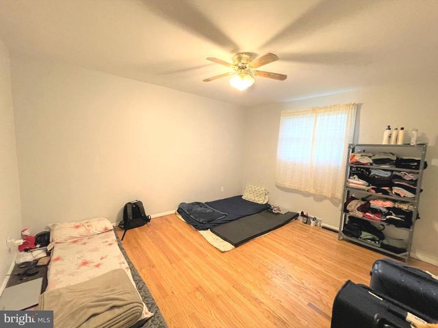 310 FISH POND, Sewell, NJ 08080