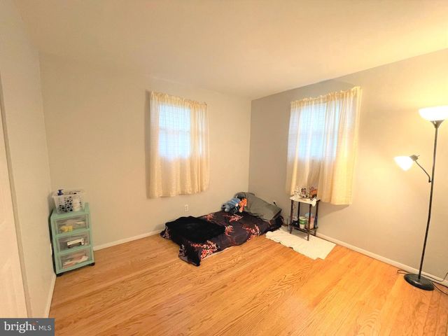 310 FISH POND, Sewell, NJ 08080