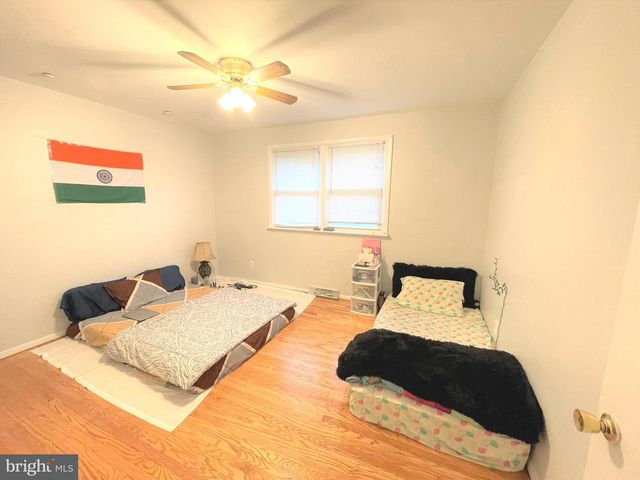 310 FISH POND, Sewell, NJ 08080