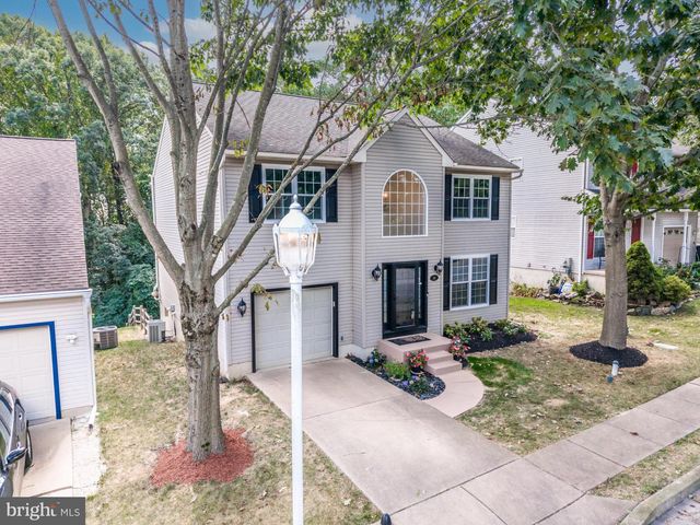 129 COUNTRY RUN DR, Coatesville, PA 19320