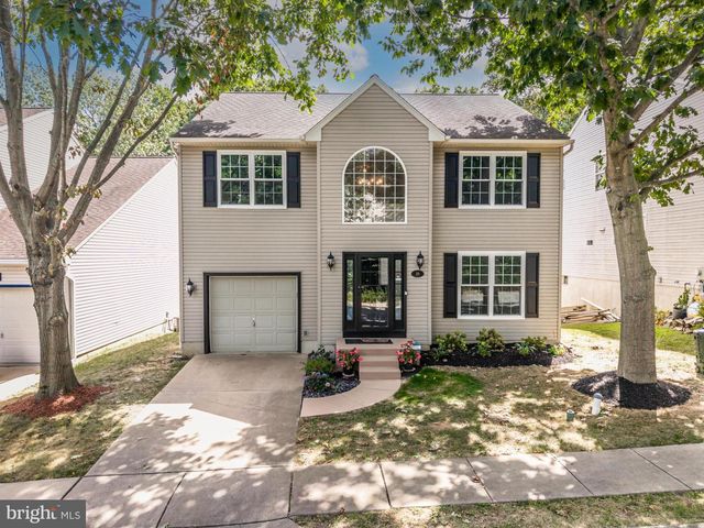 129 COUNTRY RUN DR, Coatesville, PA 19320