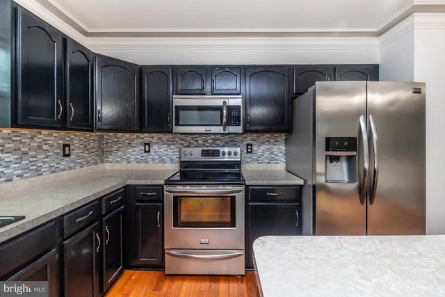 129 COUNTRY RUN DR, Coatesville, PA 19320