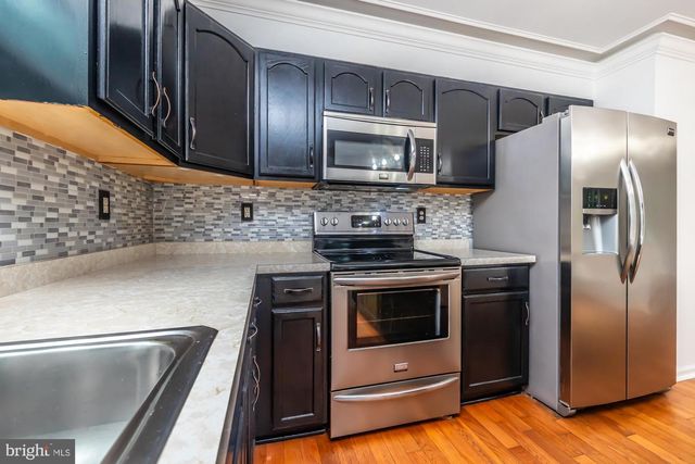 129 COUNTRY RUN DR, Coatesville, PA 19320