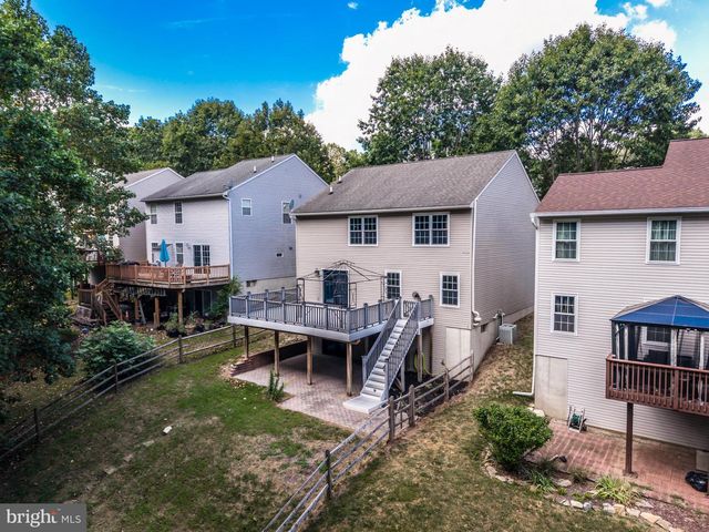 129 COUNTRY RUN DR, Coatesville, PA 19320