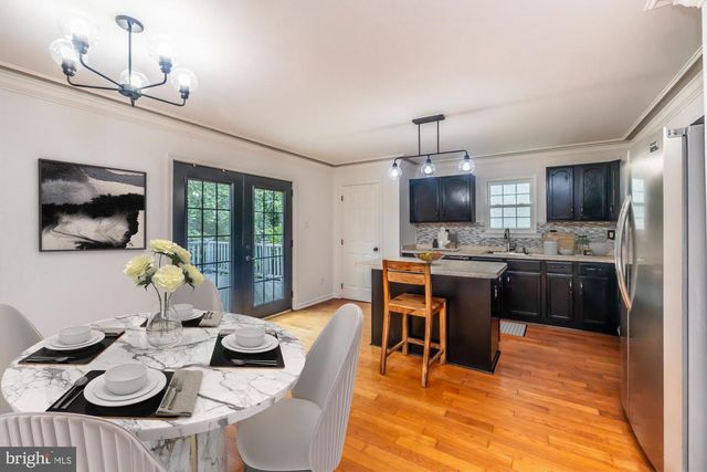 129 COUNTRY RUN DR, Coatesville, PA 19320