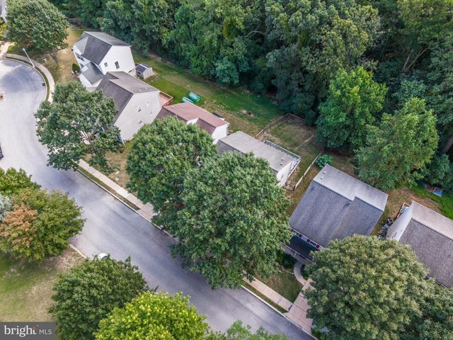 129 COUNTRY RUN DR, Coatesville, PA 19320