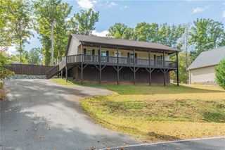 133 Lake Drive 9, Lexington, NC 27292