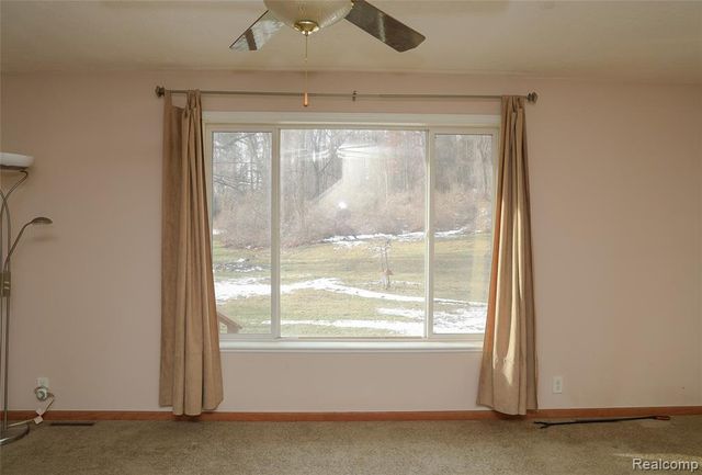 2755 Curtis Road, Leonard, MI 48367