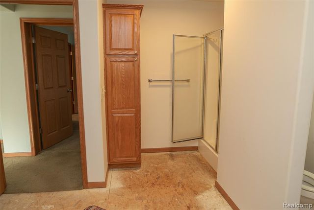 2755 Curtis Road, Leonard, MI 48367