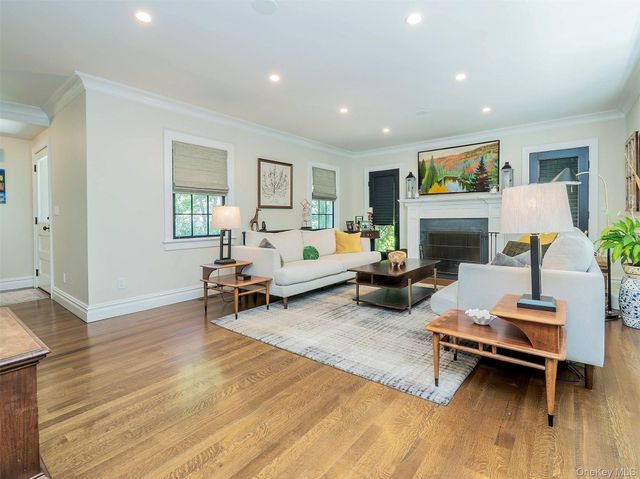 73 Lafayette Avenue, Sea Cliff, NY 11579