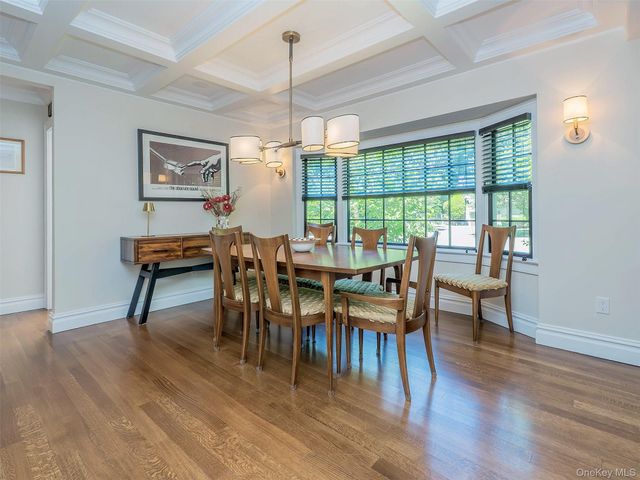 73 Lafayette Avenue, Sea Cliff, NY 11579