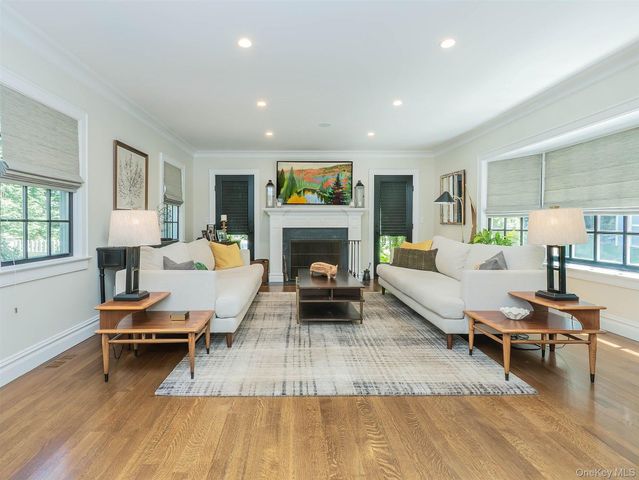 73 Lafayette Avenue, Sea Cliff, NY 11579