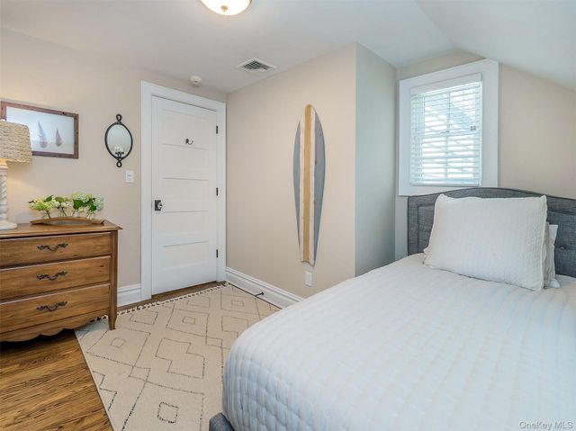 73 Lafayette Avenue, Sea Cliff, NY 11579