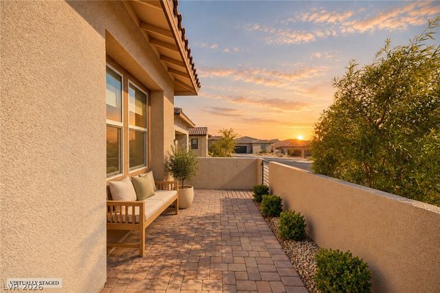 199 Bella Noche Street, Las Vegas, NV 89138