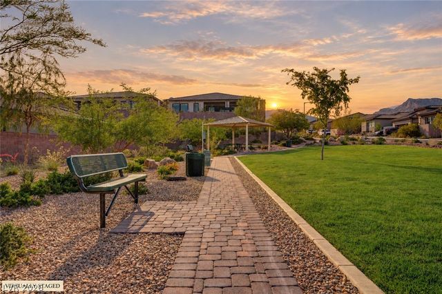 199 Bella Noche Street, Las Vegas, NV 89138