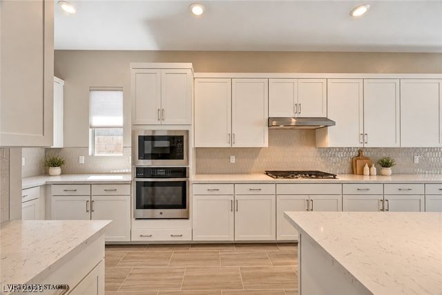 199 Bella Noche Street, Las Vegas, NV 89138