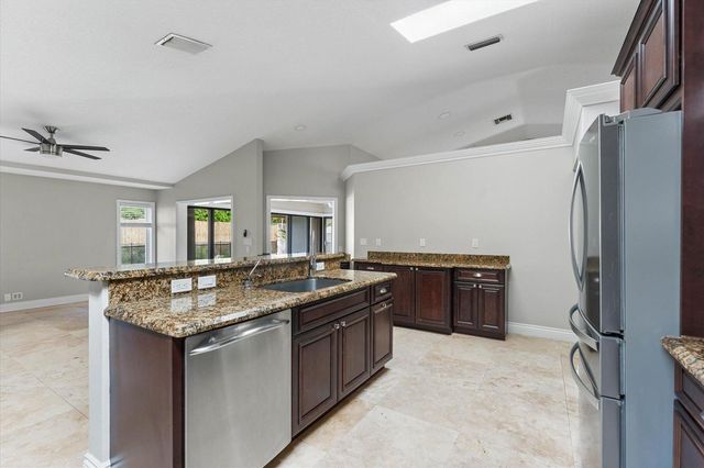 1598 SW 5th Avenue, Boca Raton, FL 33432