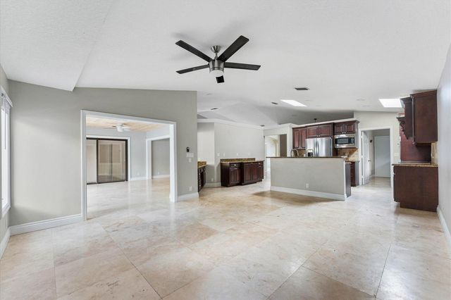 1598 SW 5th Avenue, Boca Raton, FL 33432