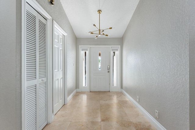1598 SW 5th Avenue, Boca Raton, FL 33432