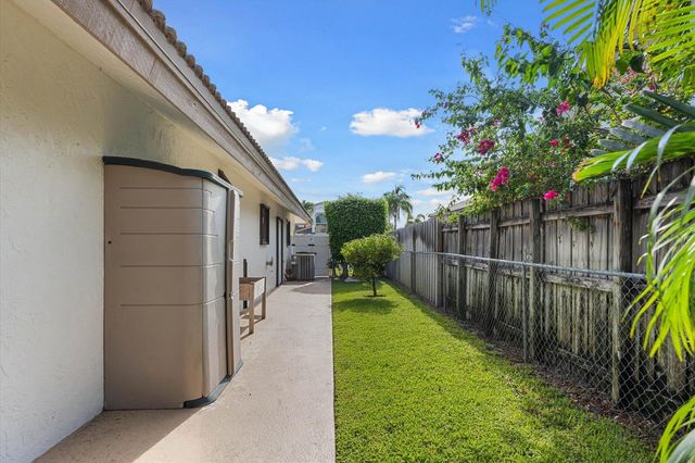 1598 SW 5th Avenue, Boca Raton, FL 33432