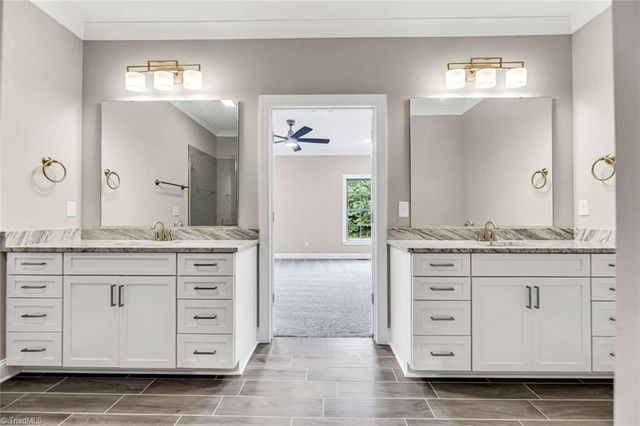 7008 Westfield Village Circle S, Summerfield, NC 27358