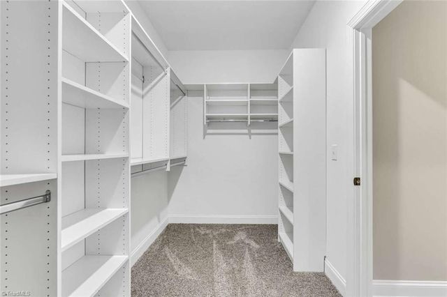 7008 Westfield Village Circle S, Summerfield, NC 27358