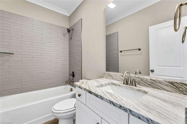 7008 Westfield Village Circle S, Summerfield, NC 27358