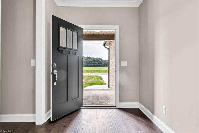 7008 Westfield Village Circle S, Summerfield, NC 27358