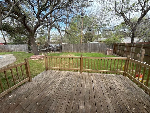 4724 Mackey Drive, North Richland Hills, TX 76180