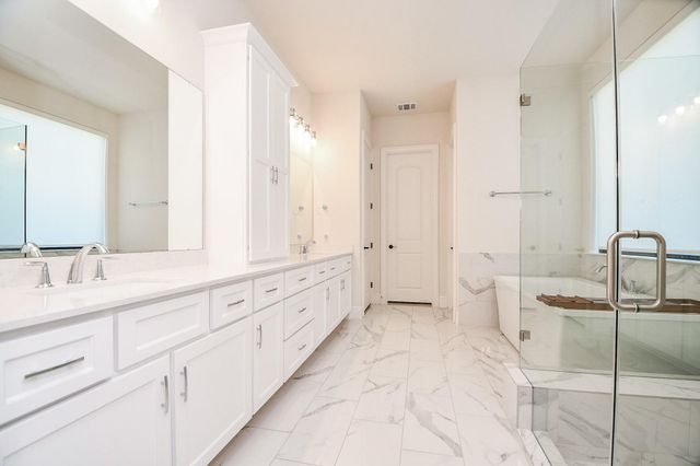 8526 Tombron Grove Road, Magnolia, TX 77354