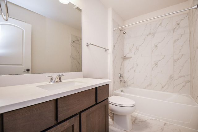 8526 Tombron Grove Road, Magnolia, TX 77354