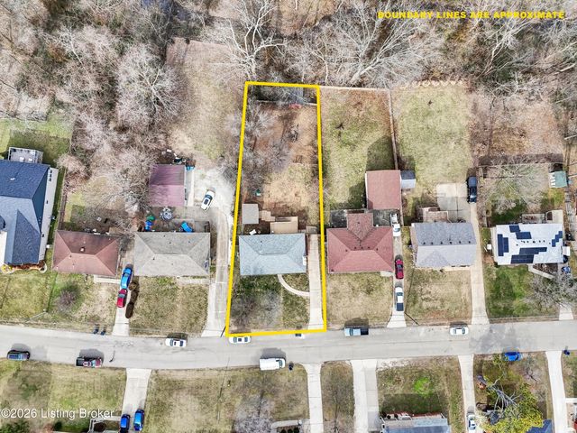 5917 Bay Pine Dr, Louisville, KY 40219