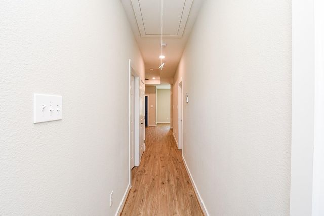 10317 Lake Road 10C, Houston, TX 77070