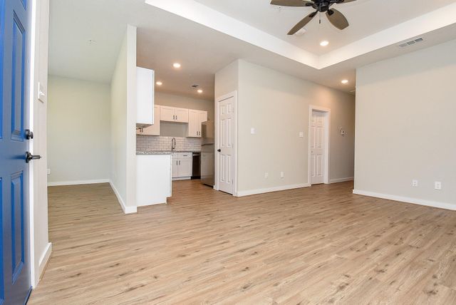 10317 Lake Road 10C, Houston, TX 77070