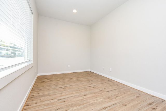 10317 Lake Road 10C, Houston, TX 77070