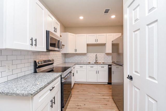 10317 Lake Road 10C, Houston, TX 77070