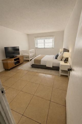 15201 NE 6th Ave C104, Miami, FL 33162