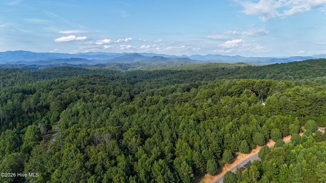3 Dasali Way, Murphy, NC 28906