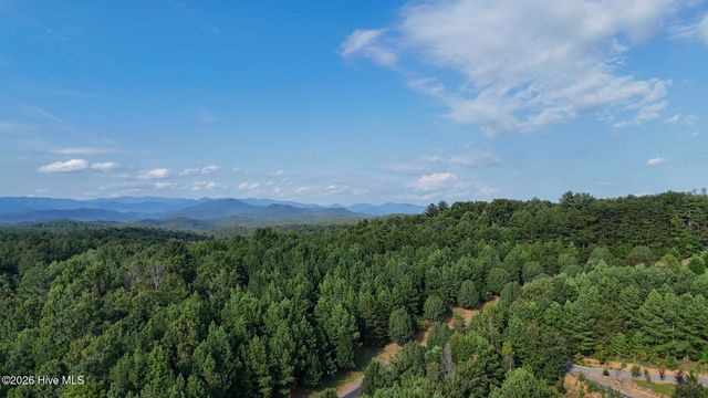 3 Dasali Way, Murphy, NC 28906